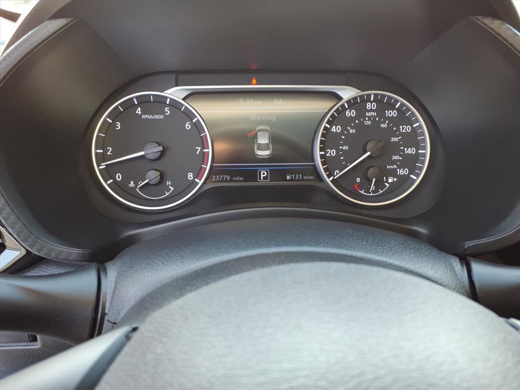 Used 2023 Nissan Sentra SR w/ SR Premium Package FWD image 27