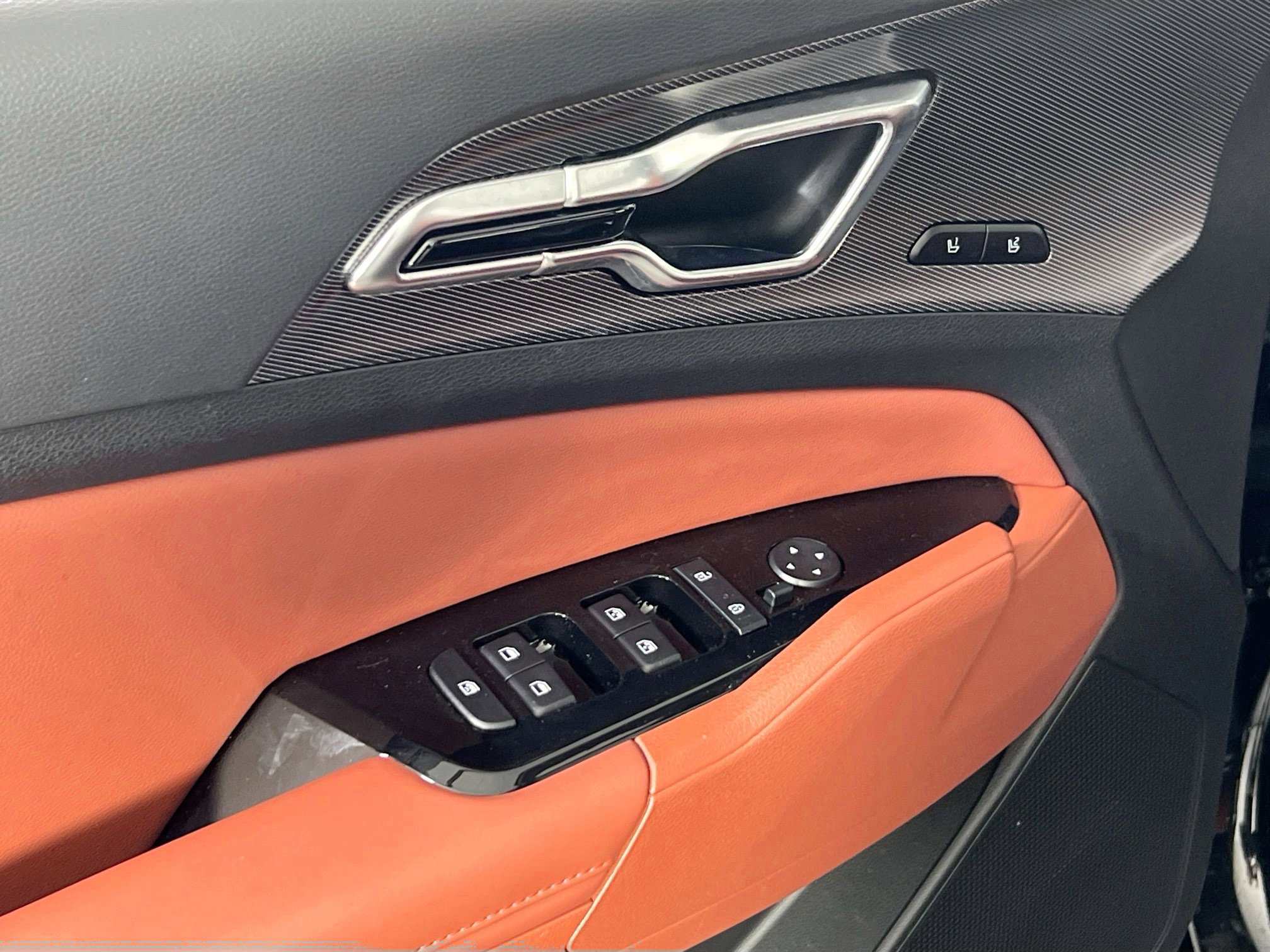 Used 2024 Kia Sportage SX image 18