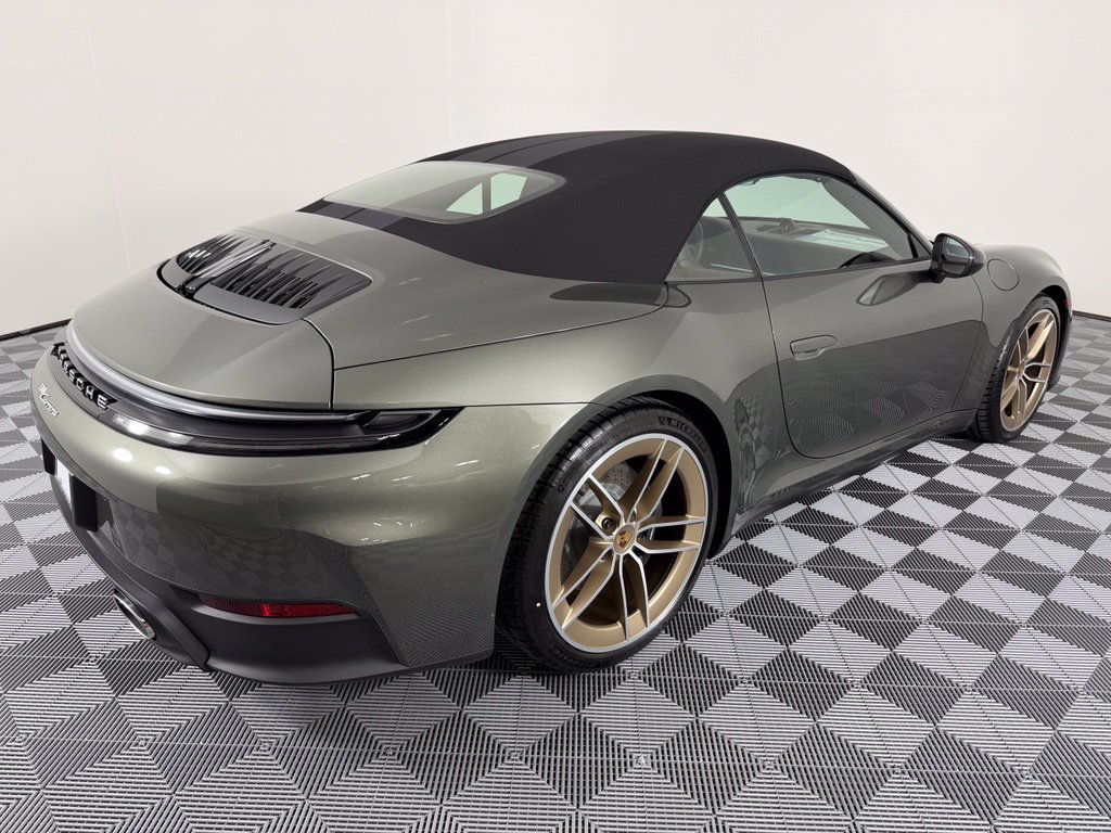 New 2026 Porsche 911 Carrera RWD image 10