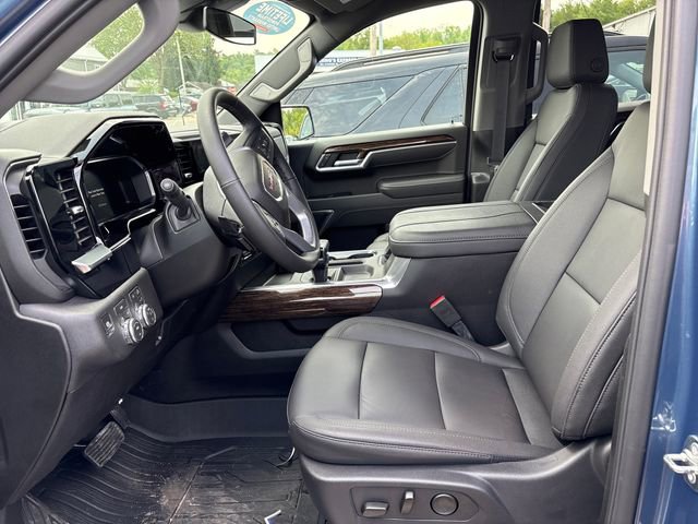 Used 2026 GMC Sierra 1500 Elevation w/ Elevation Premium Package AWD/4WD image 8