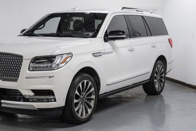 Used 2021 Lincoln Navigator Reserve w/ Luxury Package image 12
