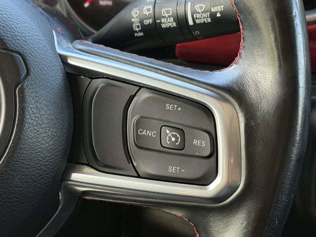 Used 2018 Jeep Wrangler Unlimited Rubicon w/ Dual Top Group AWD/4WD image 20