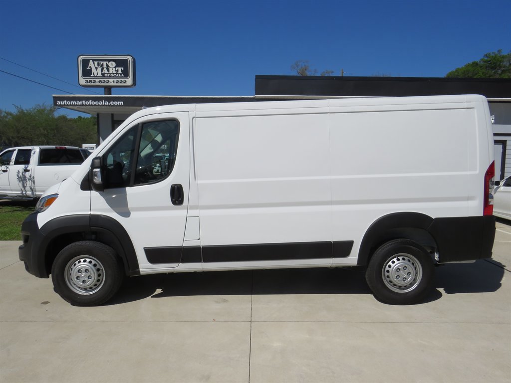 Used 2025 RAM ProMaster 2500 FWD image 11