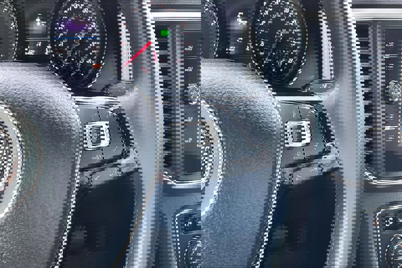 Used 2019 Volkswagen Atlas SE w/ Towing Package image 25