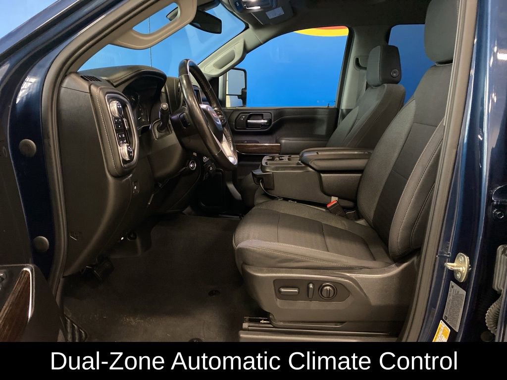 Used 2022 GMC Sierra 3500 SLE w/ SLE Convenience Package image 10