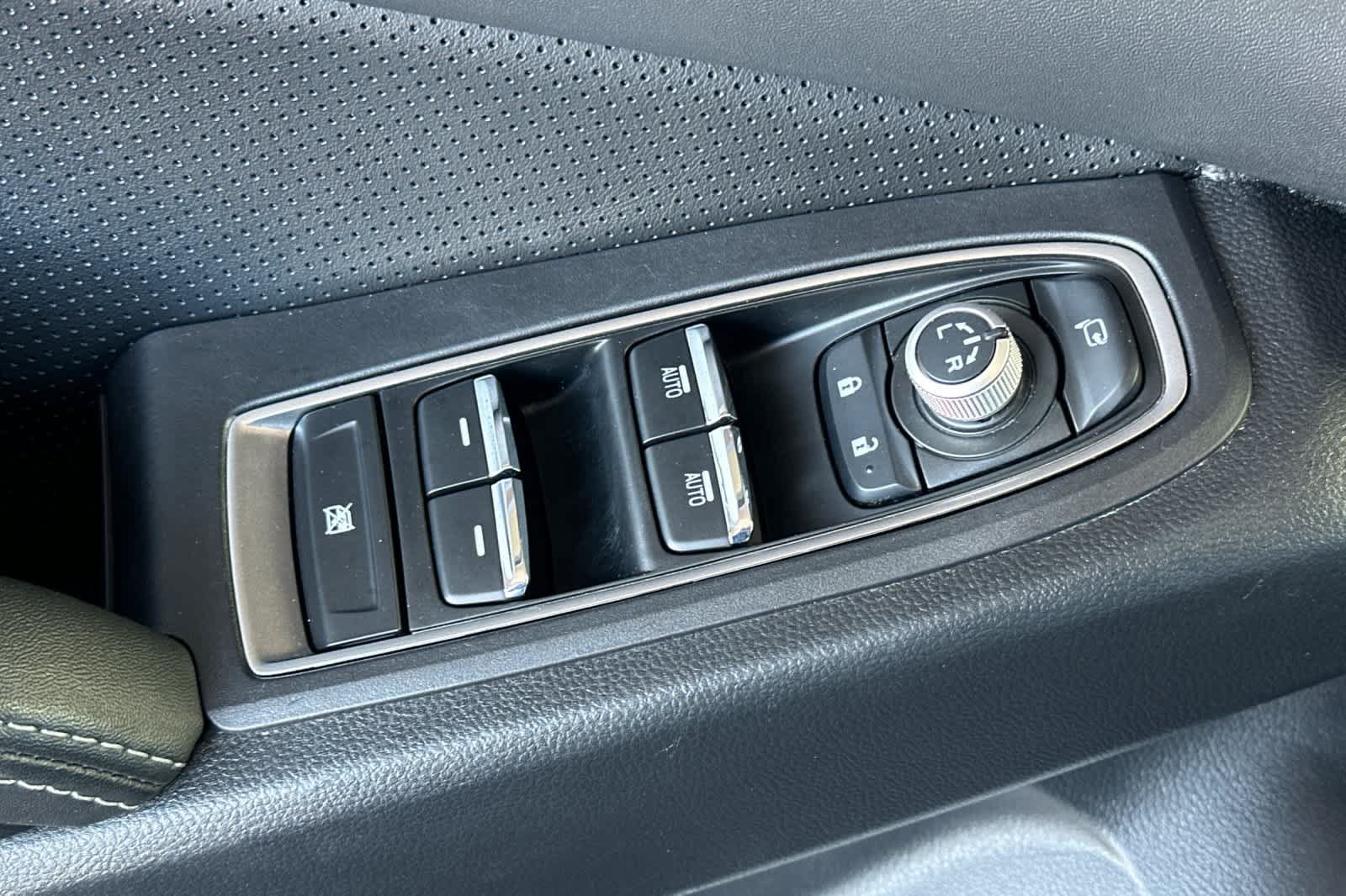 Used 2024 Subaru Ascent Touring AWD/4WD image 13