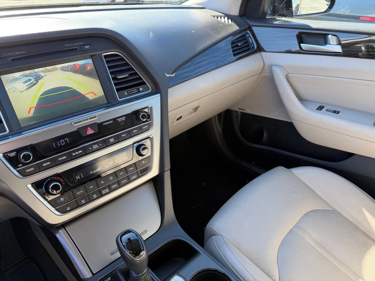 Used 2016 Hyundai Sonata Limited w/ Option Group 02 image 20