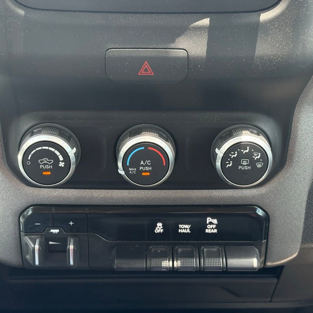 Used 2019 RAM 3500 Tradesman w/ Chrome Appearance Group AWD/4WD image 20