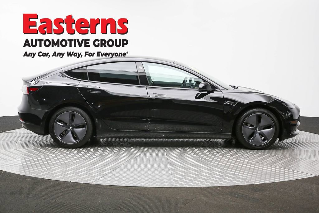 Used 2021 Tesla Model 3 Standard Range Plus image 4