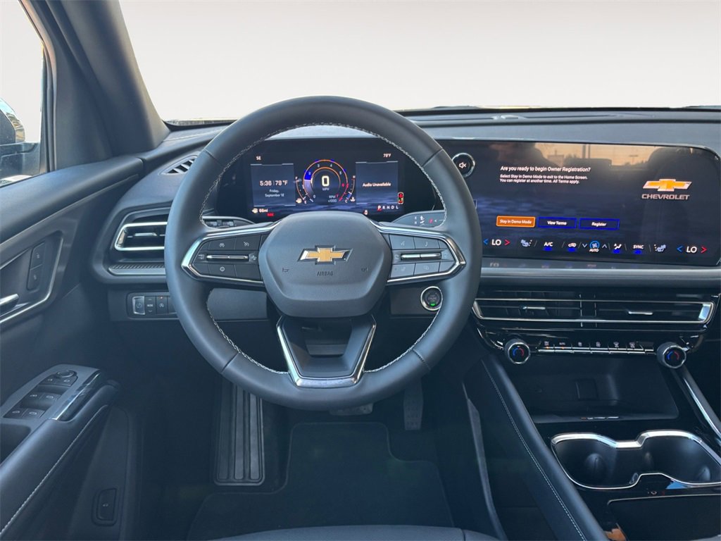 New 2026 Chevrolet Traverse LT image 12