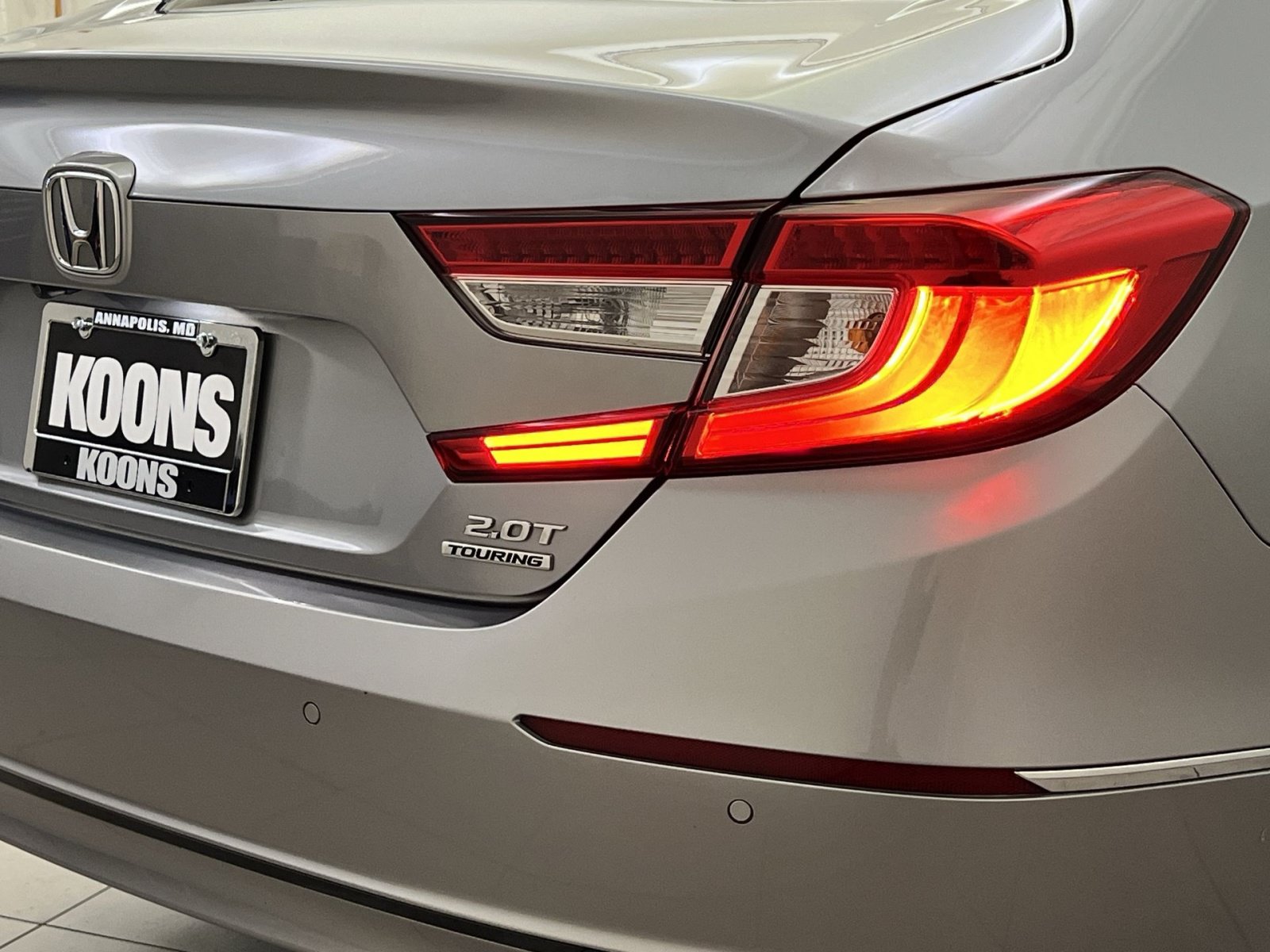 Used 2020 Honda Accord Touring image 29