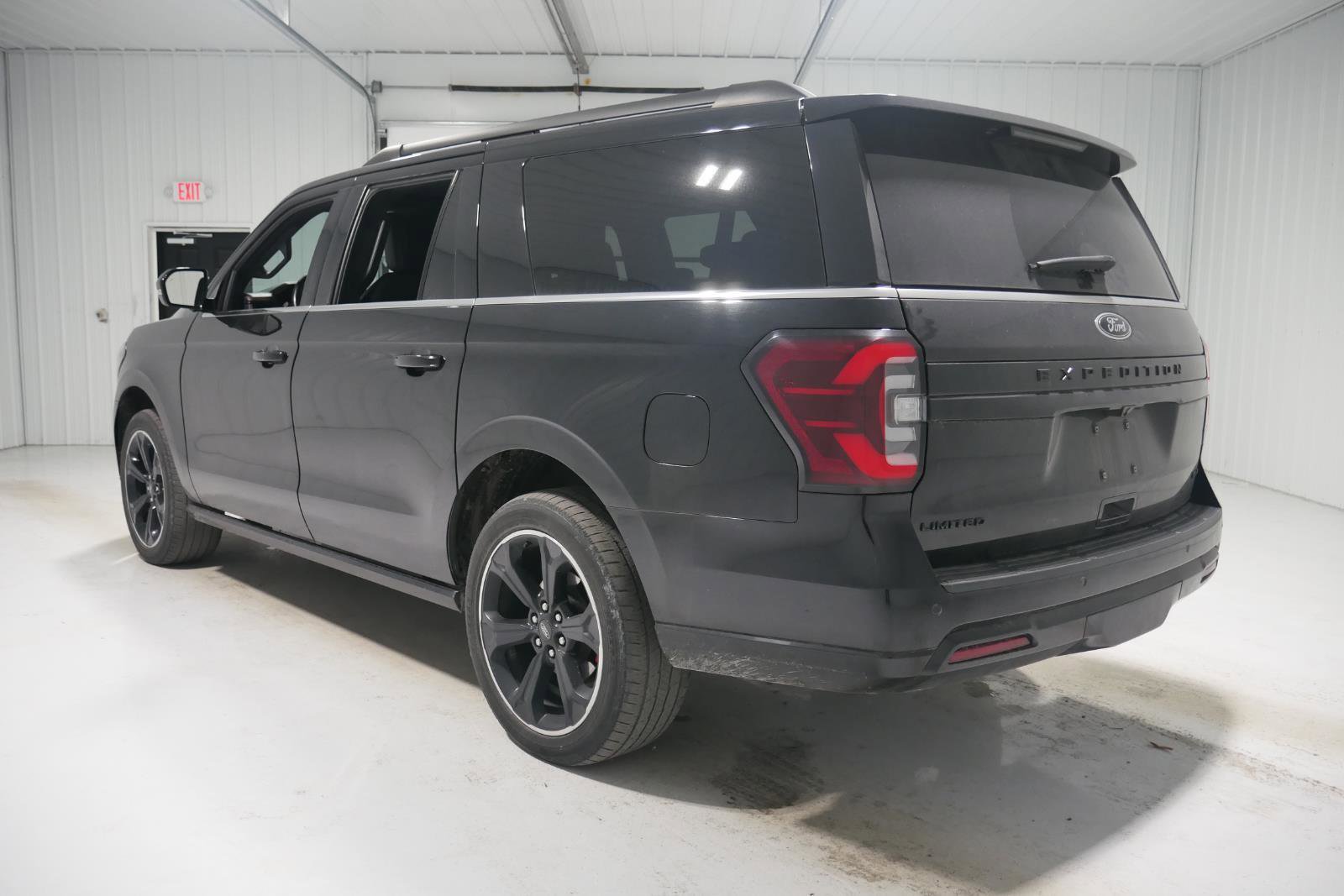 Certified 2022 Ford Expedition Max Limited image 7