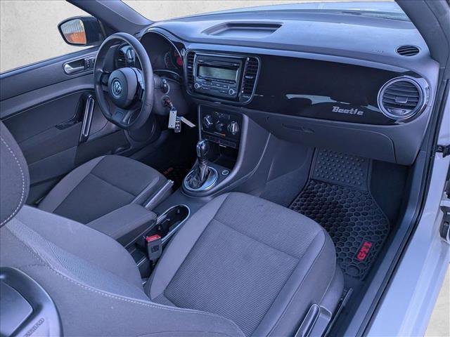 Used 2014 Volkswagen Beetle 2.5 image 19