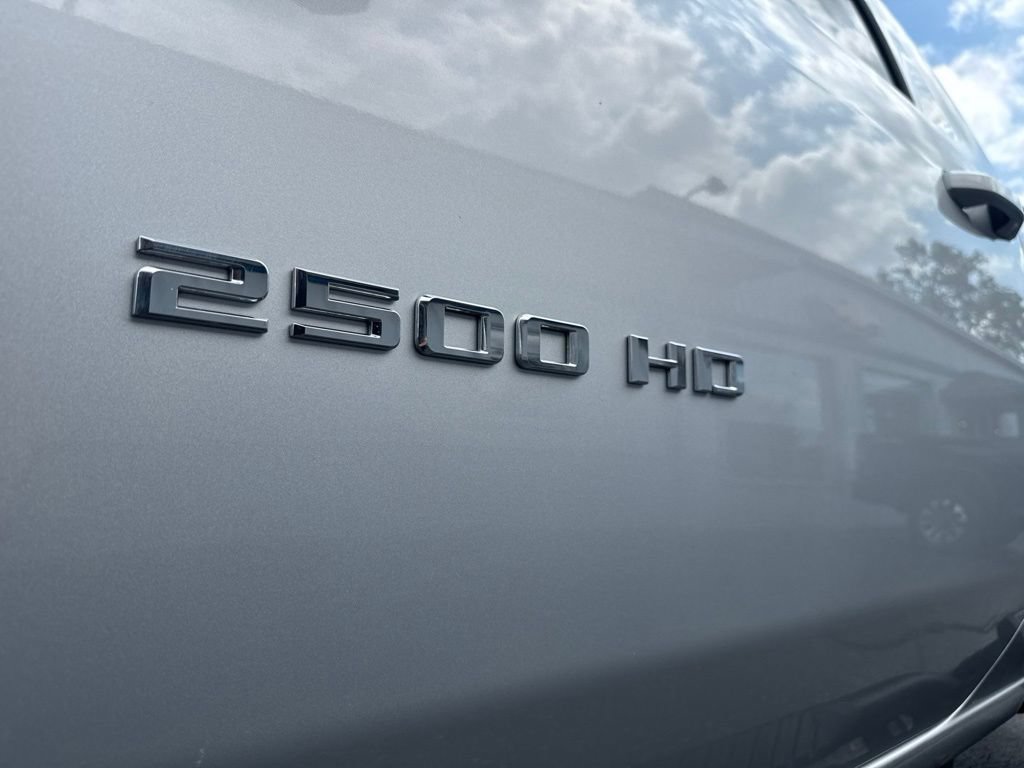Used 2022 Chevrolet Silverado 2500 LT w/ Convenience Package AWD/4WD image 17