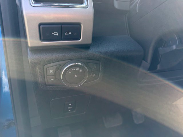 Used 2016 Ford F150 Lariat w/ Equipment Group 501A Mid AWD/4WD image 19