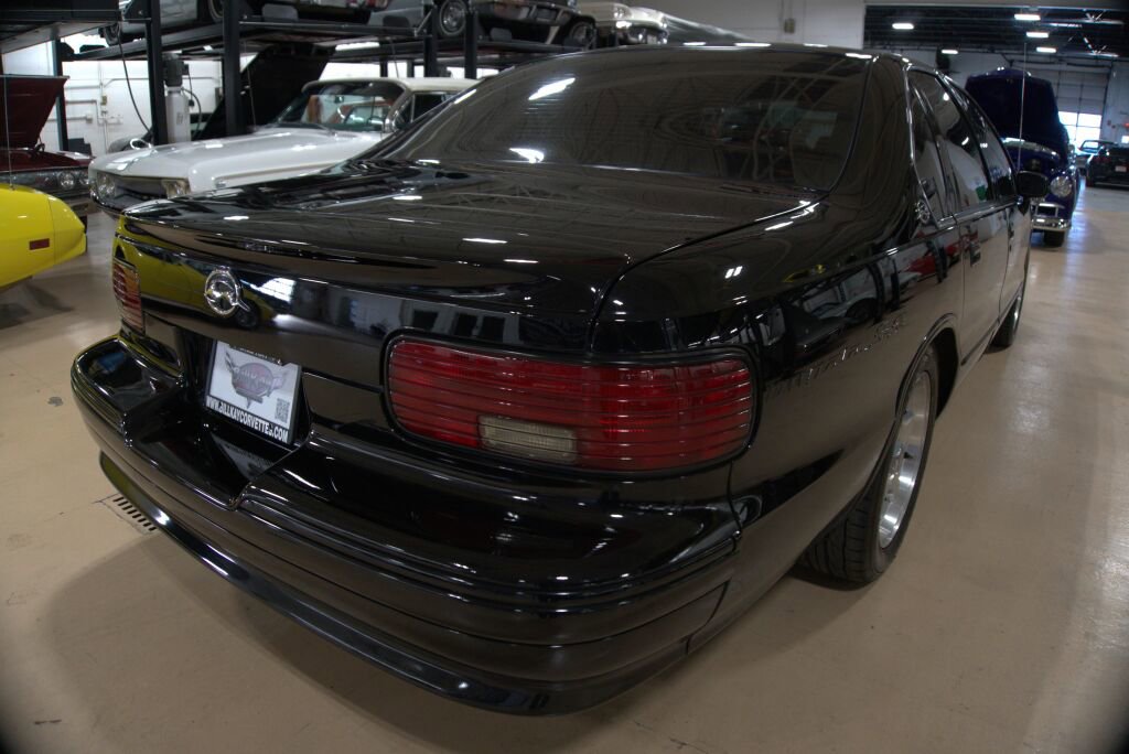 Used 1994 Chevrolet Impala SS image 5
