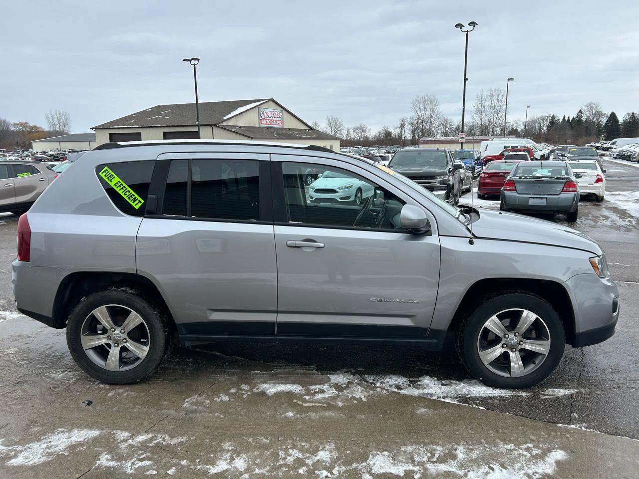 Used 2016 Jeep Compass High Altitude FWD image 4