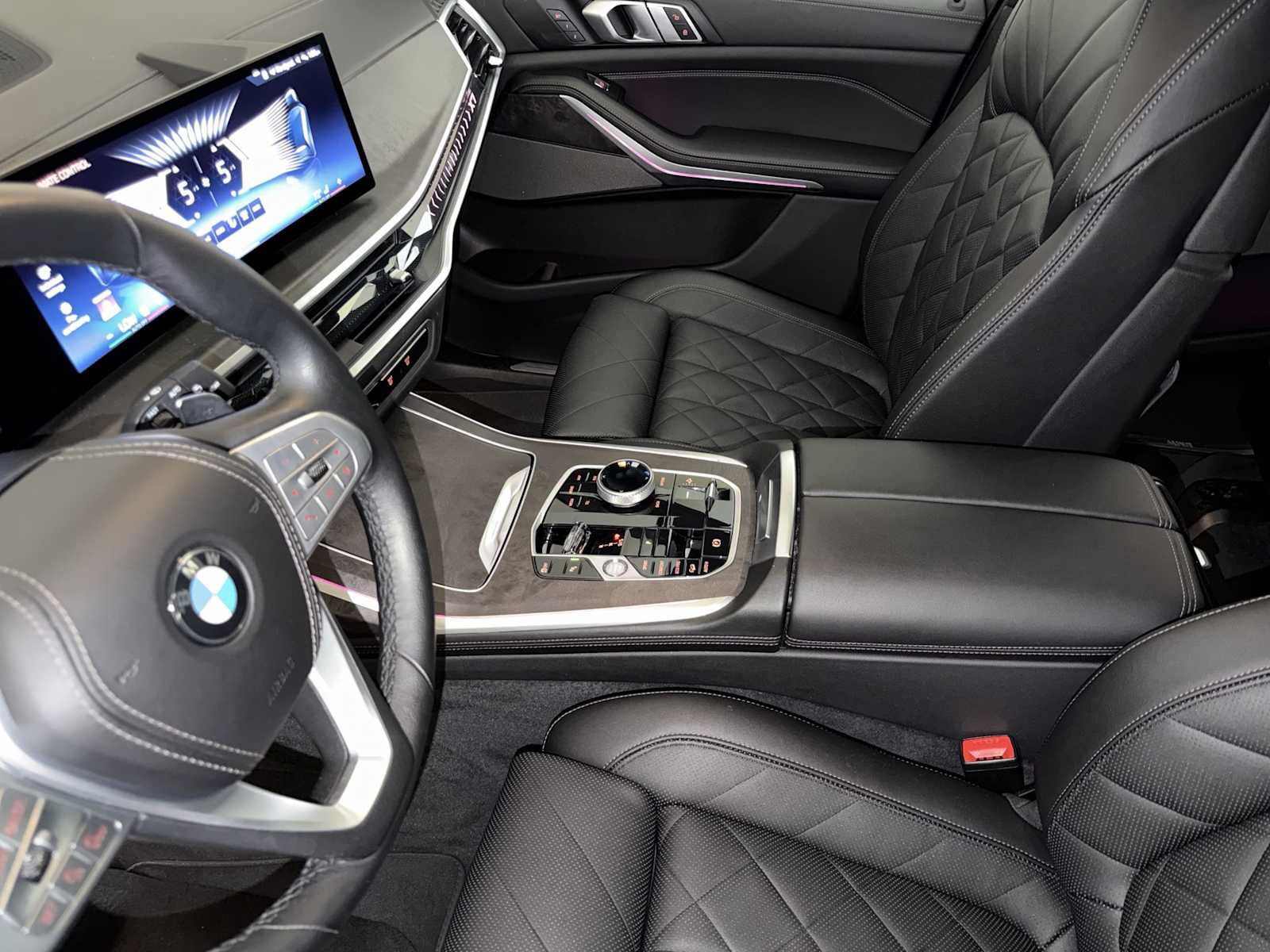 Certified 2024 BMW X7 xDrive40i w/ Premium Package AWD/4WD image 19