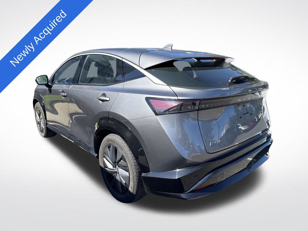 Used 2023 Nissan Ariya FWD image 2