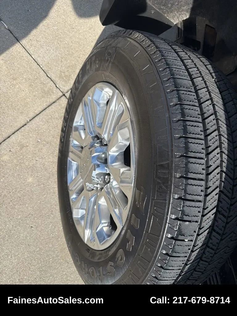 Used 2023 GMC Sierra 3500 Denali w/ Technology Package image 41