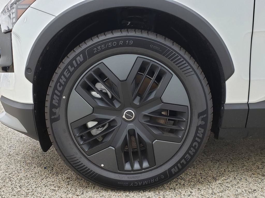 New 2026 Volvo EX30 Cross Country Ultra w/ Protection Package AWD/4WD image 12