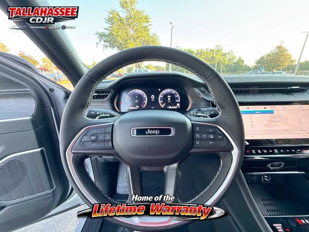 New 2026 Jeep Grand Cherokee L Limited AWD/4WD image 17