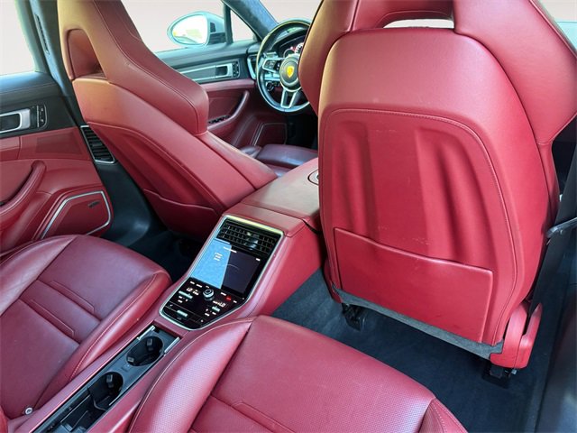 Used 2019 Porsche Panamera GTS image 27