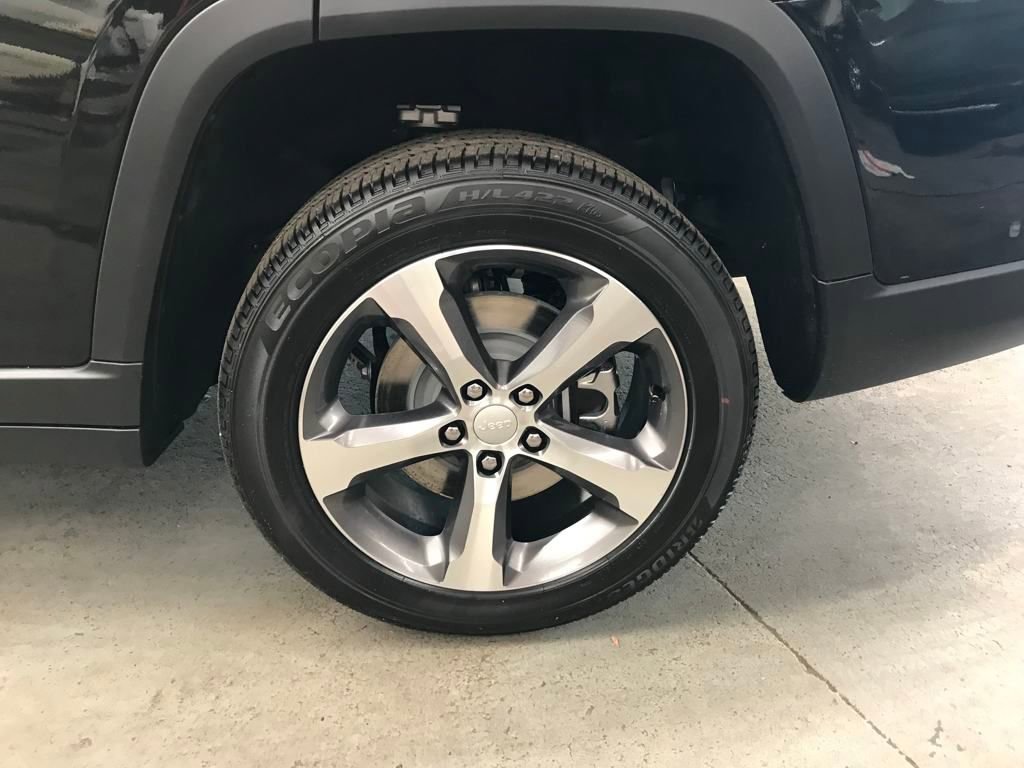 New 2025 Jeep Grand Cherokee L Limited image 51