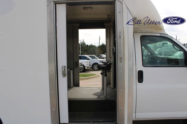 Used 2008 Chevrolet Express 3500 Work Van image 11