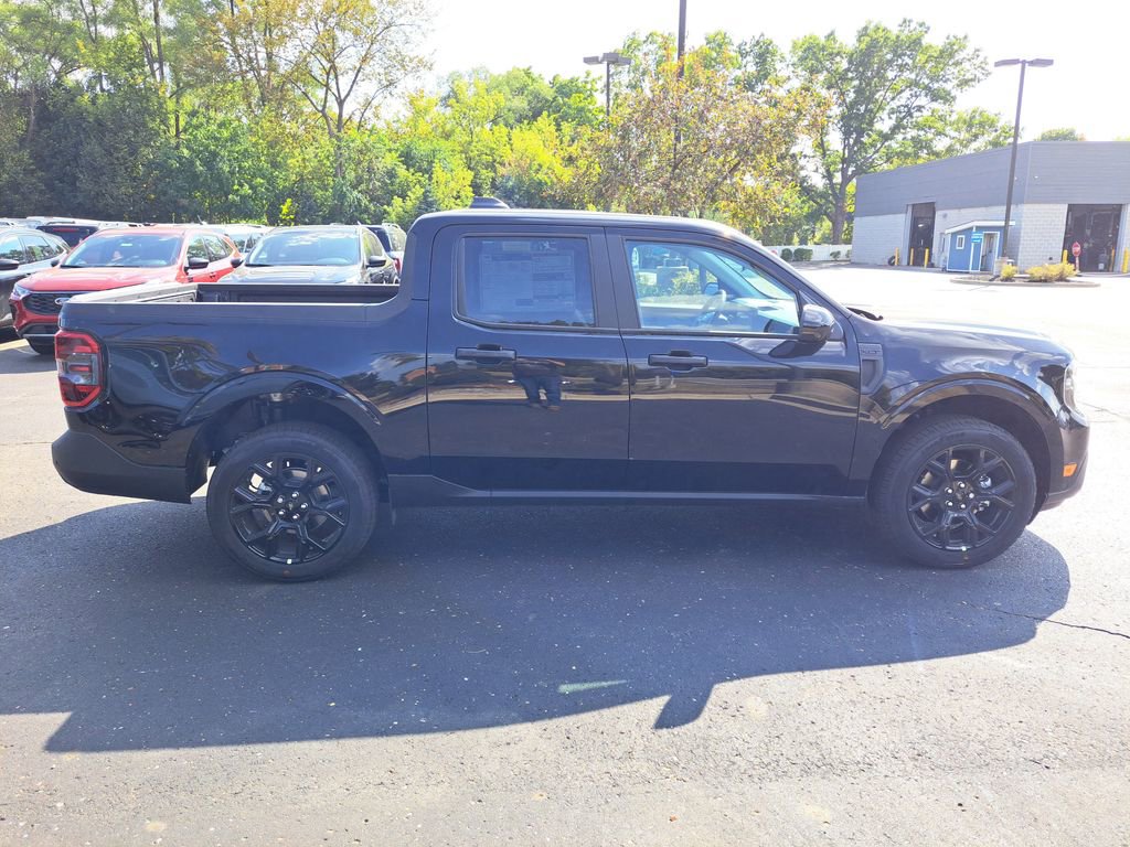 New 2025 Ford Maverick XLT w/ XLT Luxury Package image 33