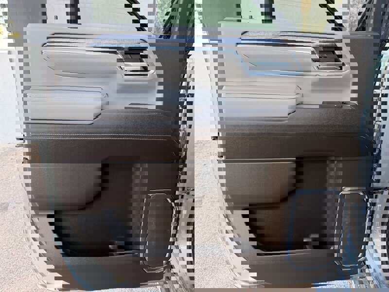 Used 2024 Chevrolet Silverado 3500 LTZ w/ LTZ Convenience Package image 36