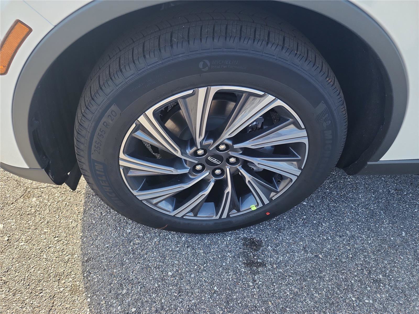 New 2026 Lincoln Aviator 2WD image 9