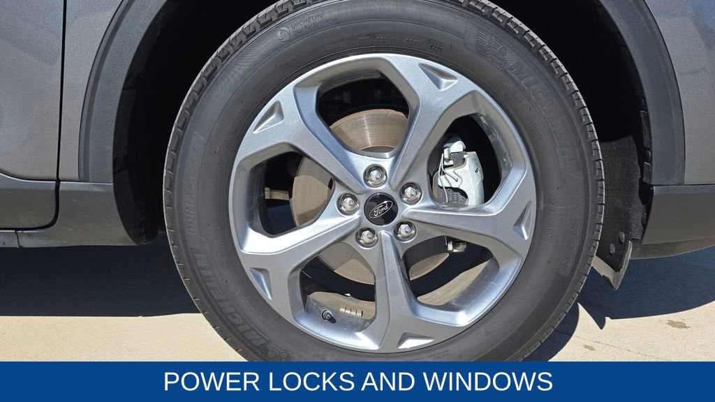 Used 2025 Ford Escape ST-Line image 12