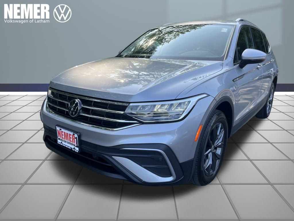 Certified 2022 Volkswagen Tiguan SE