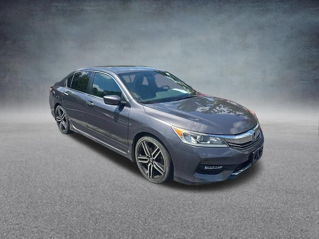 Used 2017 Honda Accord Sport image 2