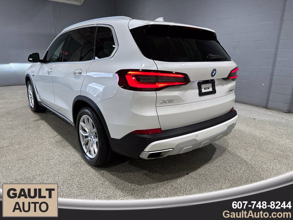 Used 2023 BMW X5 xDrive45e AWD/4WD image 6