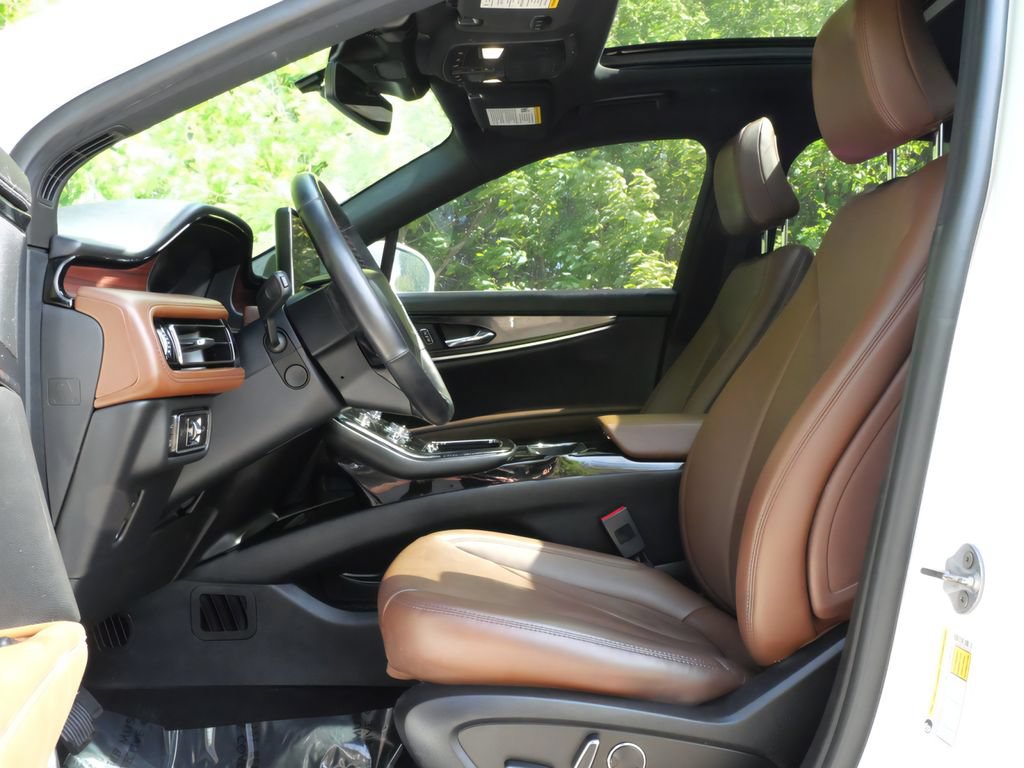 Used 2023 Lincoln Nautilus Reserve AWD/4WD image 13