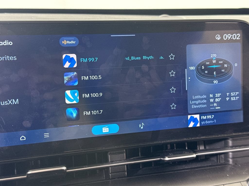 Used 2024 Hyundai Kona SEL FWD image 28