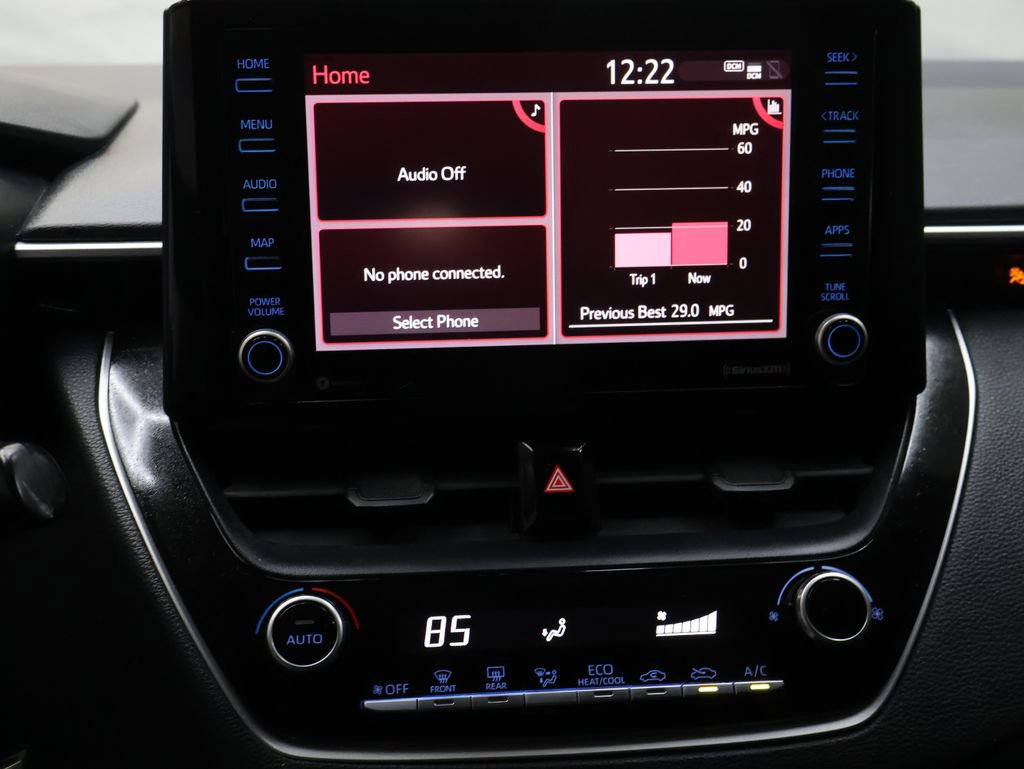 Used 2022 Toyota Corolla LE image 20