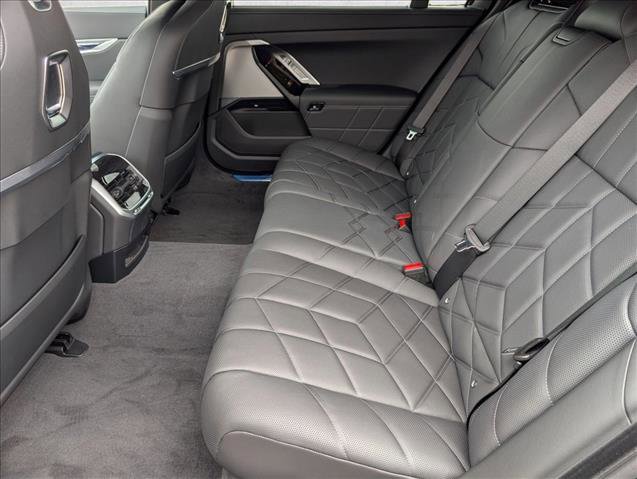 New 2026 BMW i7 eDrive50 w/ M Sport Package RWD image 16