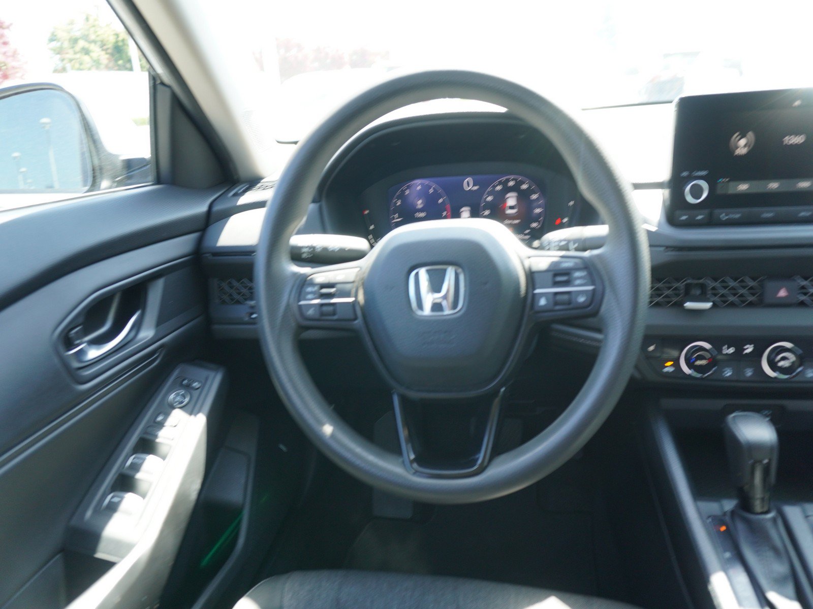 Used 2023 Honda Accord EX image 15