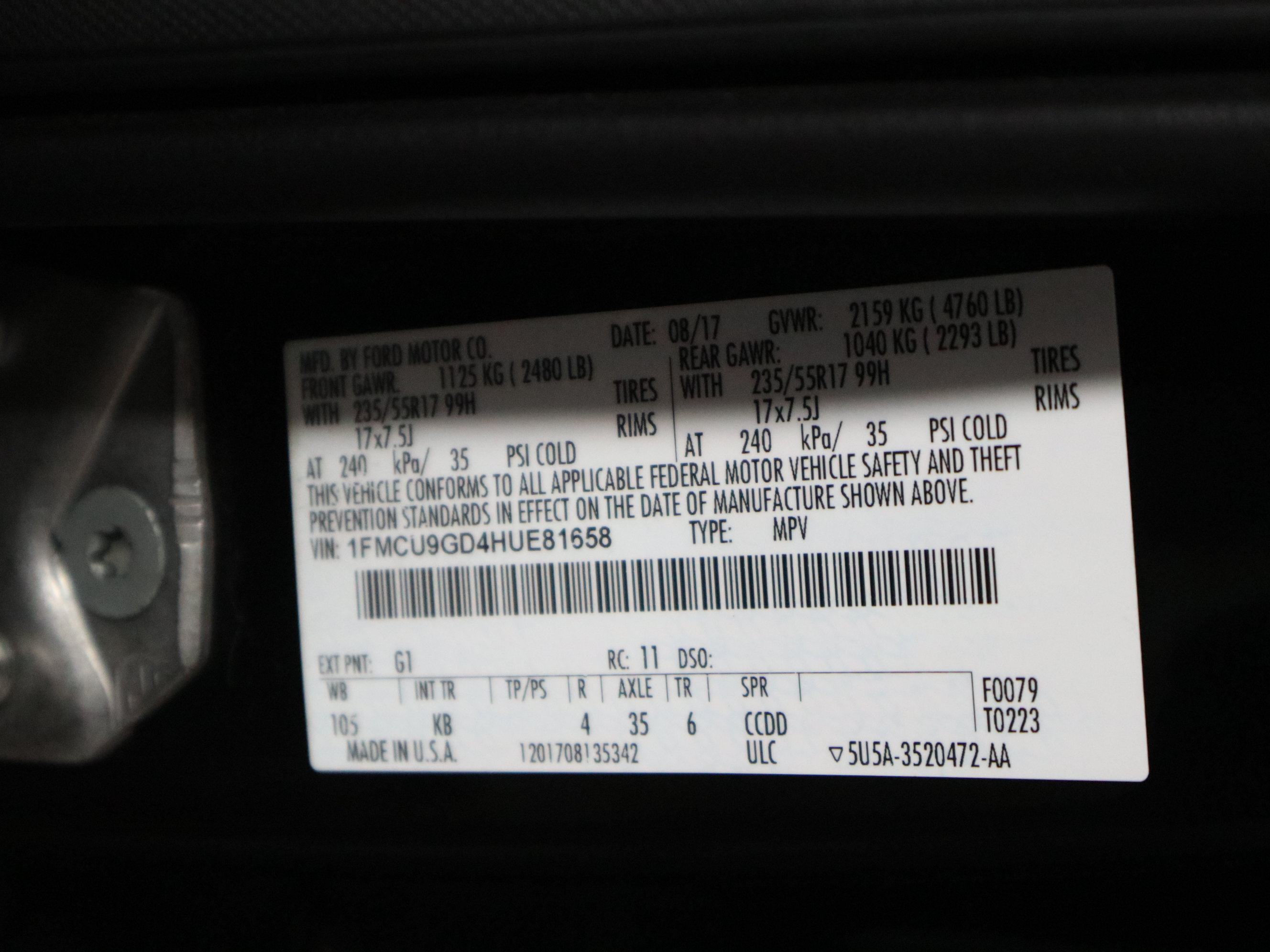 Used 2017 Ford Escape SE w/ SE Cold Weather Package AWD/4WD image 37