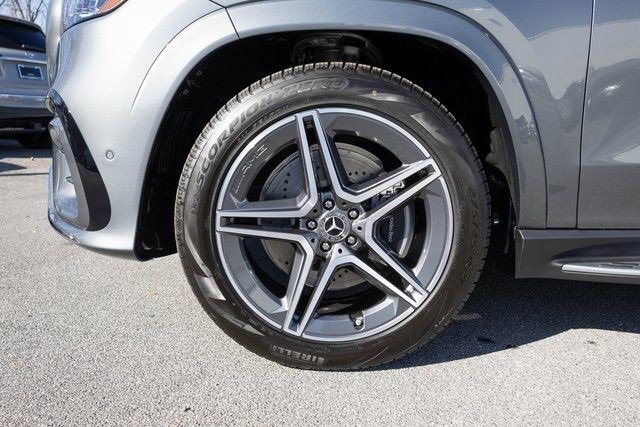 New 2026 Mercedes-Benz GLS 450 4MATIC image 5