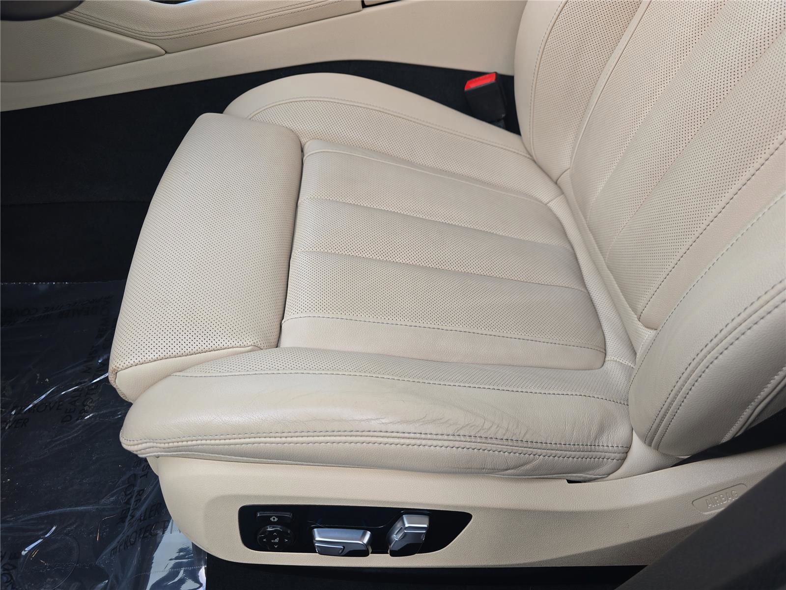 Used 2021 BMW X6 xDrive40i AWD/4WD image 17