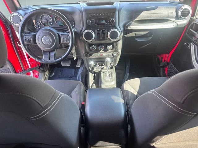 Used 2017 Jeep Wrangler Rubicon w/ Dual Top Group image 22