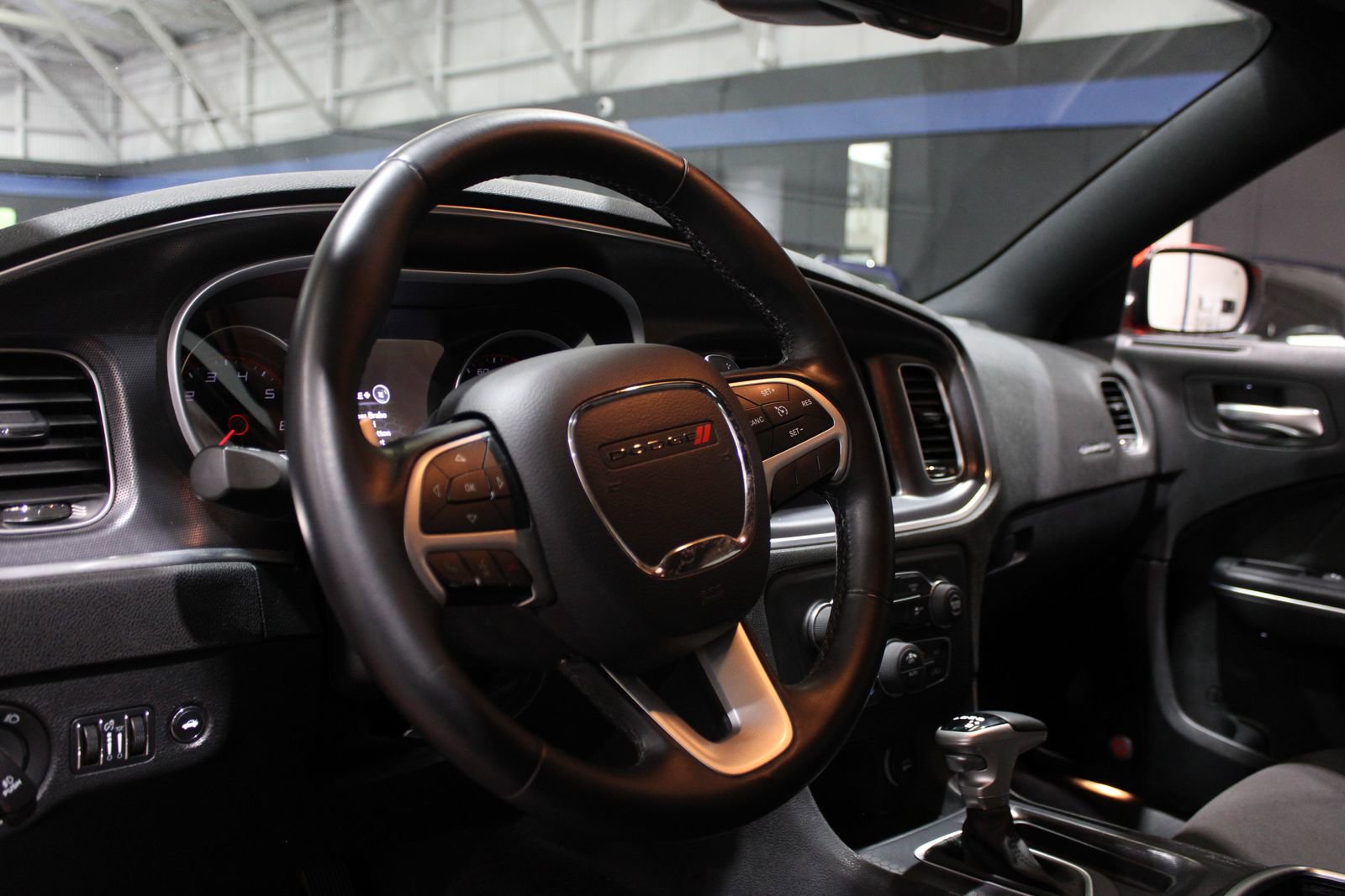 Used 2017 Dodge Charger SXT w/ Rallye Group image 17