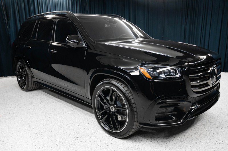 New 2026 Mercedes-Benz GLS 450 4MATIC image 3