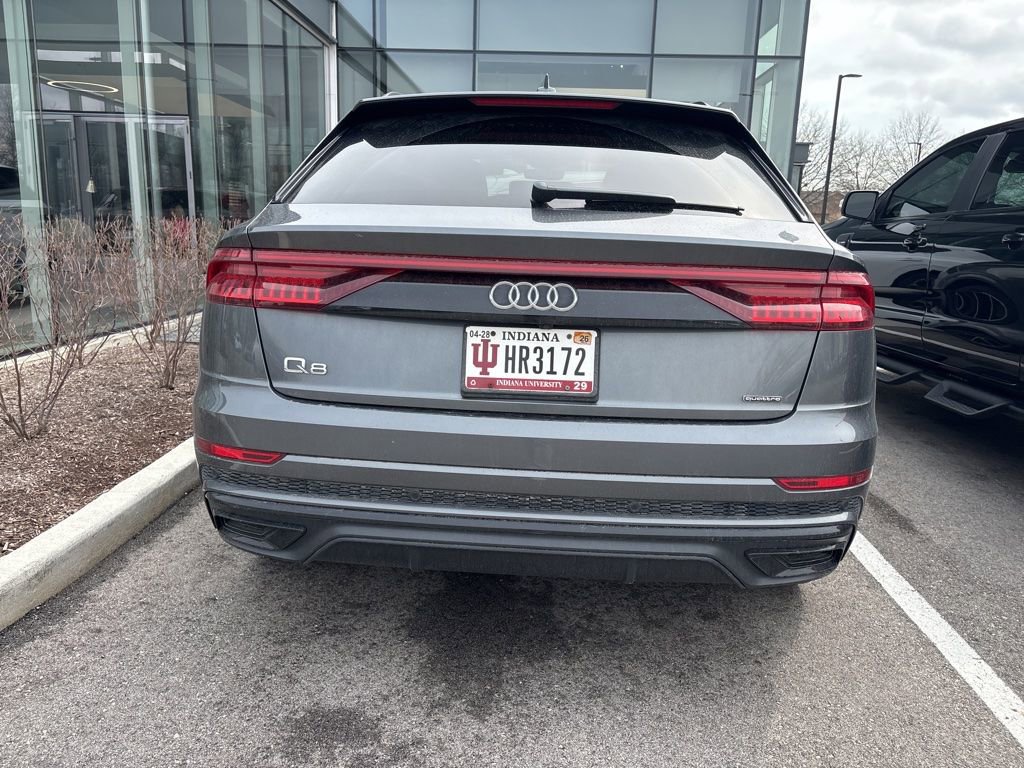 Used 2019 Audi Q8 Prestige image 9