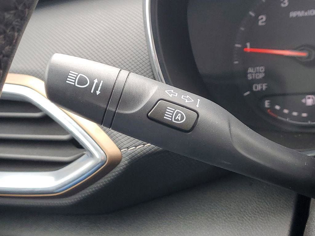 Used 2023 Chevrolet TrailBlazer ACTIV w/ Convenience Package image 11