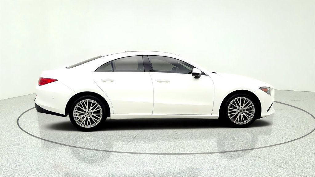 Used 2023 Mercedes-Benz CLA 250 w/ Premium Package image 4